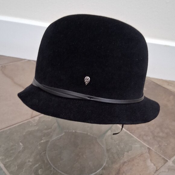 Helen Kaminski Black 100% formed felt Hat - Picture 1 of 7